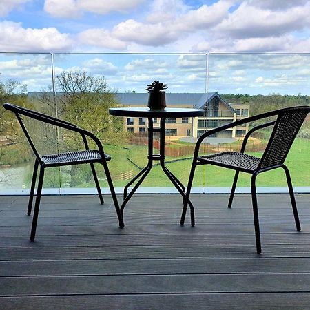 Spacious Balcony View Apt Near Nec Bhx Free Parking Sleeps 4 Hockley Heath Phòng bức ảnh